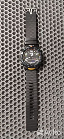Часы Casio Pro Trek PRT-B50