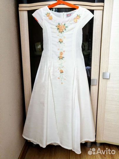 Нарядное платье для девочки