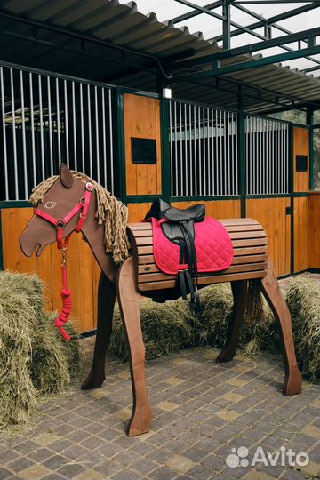 Деревянная лошадка
