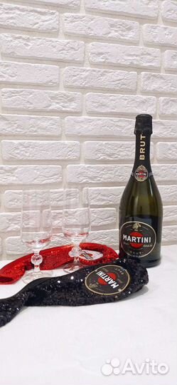 Праздничный чехол под бутылку Martini