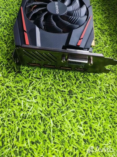 Видеокарта rx570 4gb Gigabyte