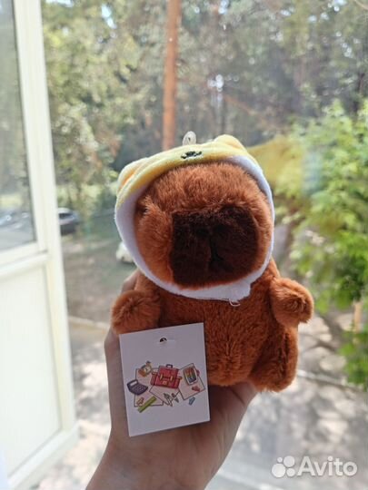 Игрушка Капибара в шапке