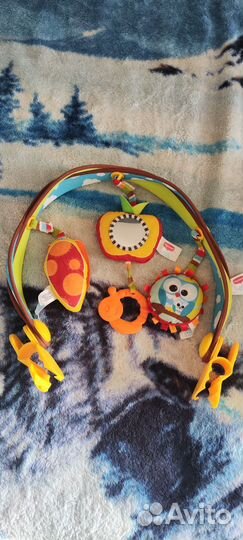 Игрушки, растяжка на коляску