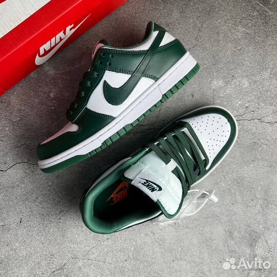 Nike Dunk Low Varsity Green