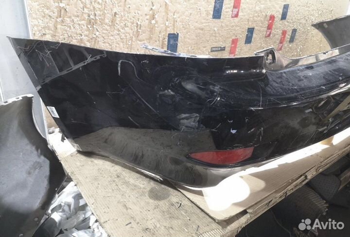 Бампер задний lexus is250