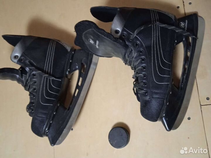 Клюшка, коньки