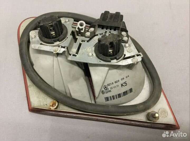 Фонарь внутренний Мерседес W210 (E класс)