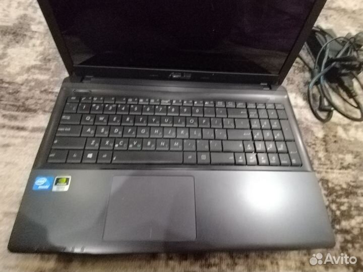 Ноутбук asus