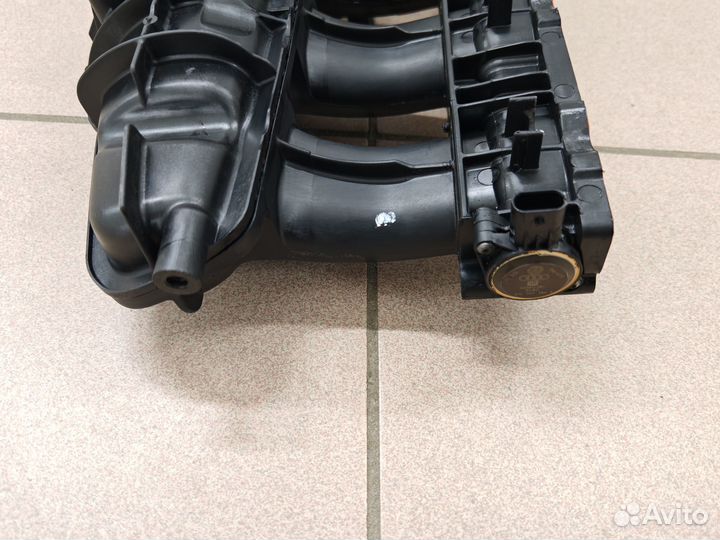 Коллектор впускной Audi A4 B8, Q5 06H133201AM