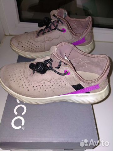 Кроссовки для девочки