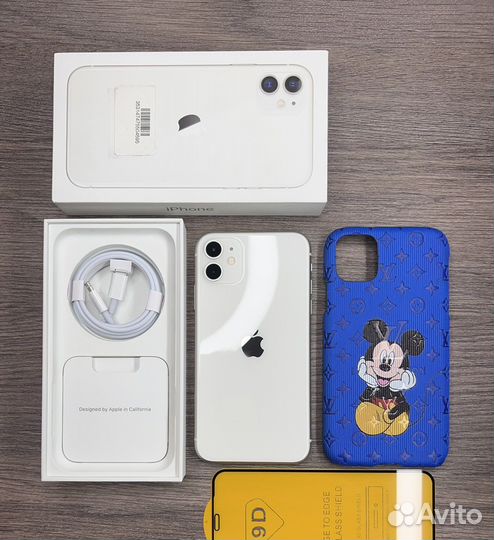 iPhone 11, 64 ГБ