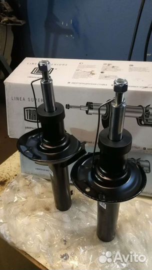 Стойки передние Skoda VW