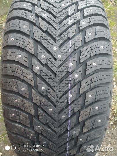Nokian Tyres Hakkapeliitta 10p SUV 285/45 R20