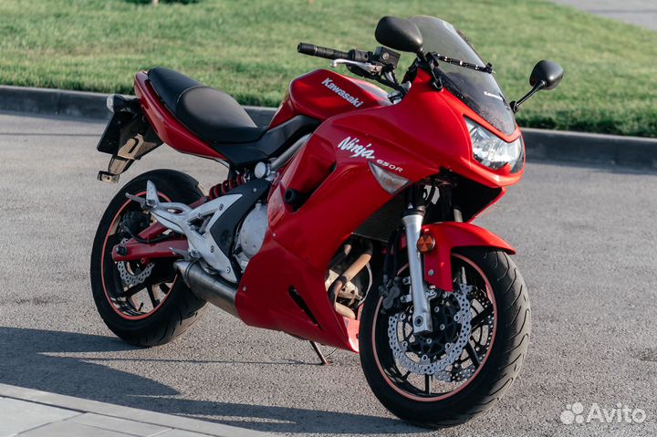 Kawasaki er-6f (Ninja 650r)