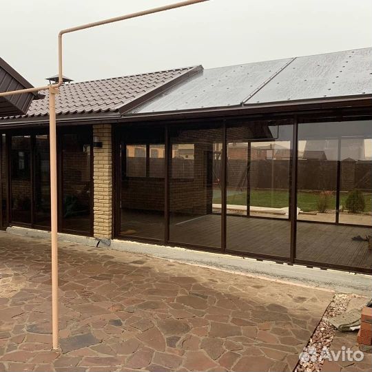 Двустворчатые окна для веранды