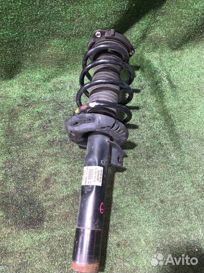 Амортизатор передний правый Audi A3 8P cdaa 2011