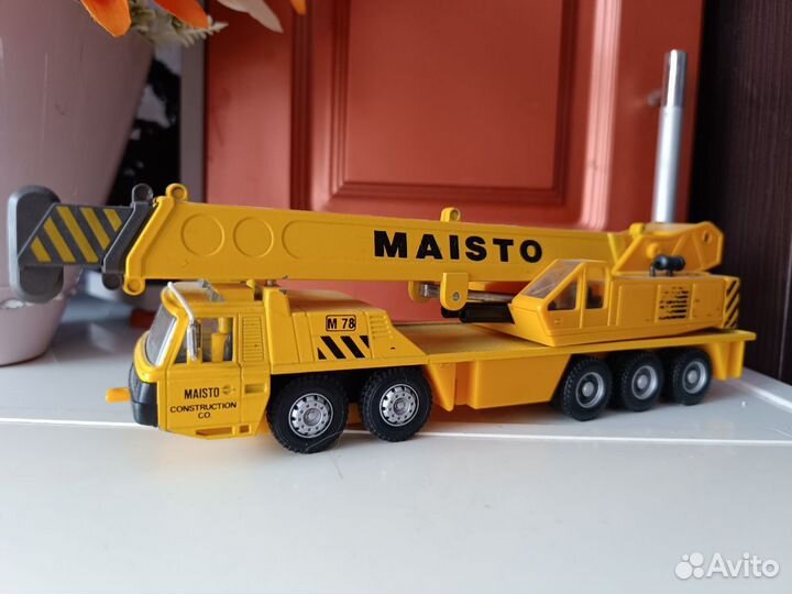 Модель Maisto crane литой кран