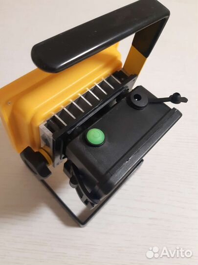 Походный фонарь прожектор на аккумуляторе