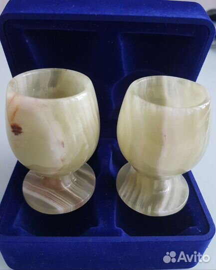 Рюмки из оникса. Подарочный набор