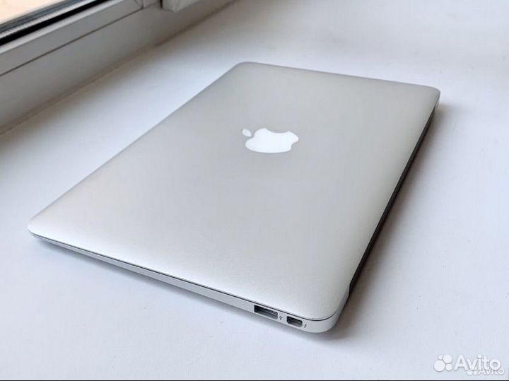 Apple MacBook Air 2011 4/128 i5