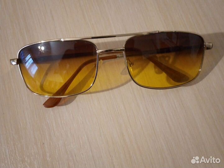 Солнцезащитные очки