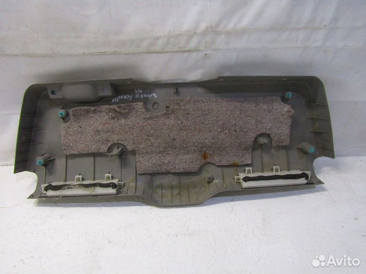 Обшивка двери багажника Forester (S11) 2002-2007