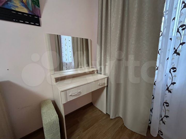 2-к. квартира, 67 м², 1/17 эт.