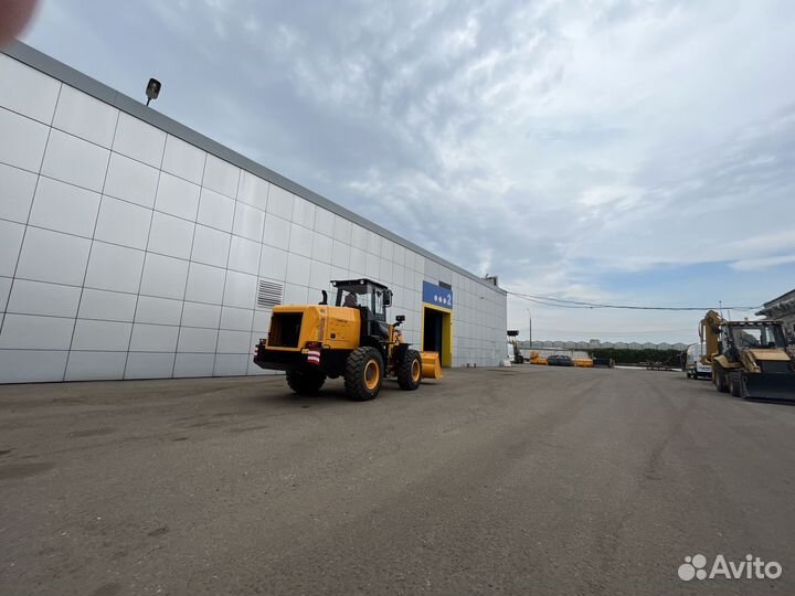 Фронтальный погрузчик Lonking CDM836N, 2023