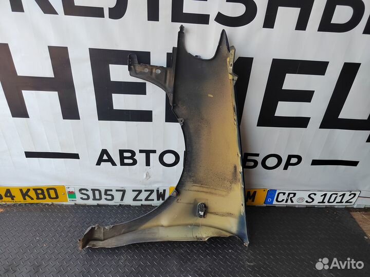 Крыло правое Volkswagen Polo 3 6N