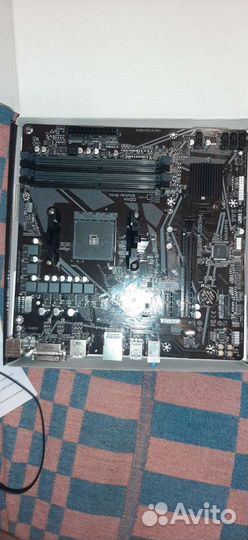 Материнская плата а520м