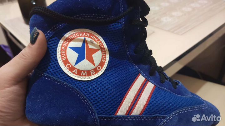 Спортивная обувь для борьбы на мальчика