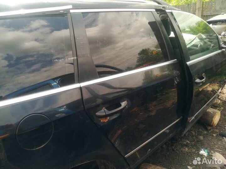 Дверь задняя правая Volkswagen Passat