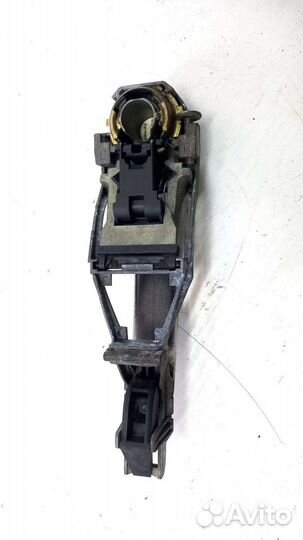 Ручка задней правой двери Volkswagen Golf 4