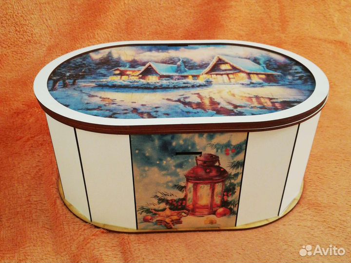 Коробка подарочная новогодняя