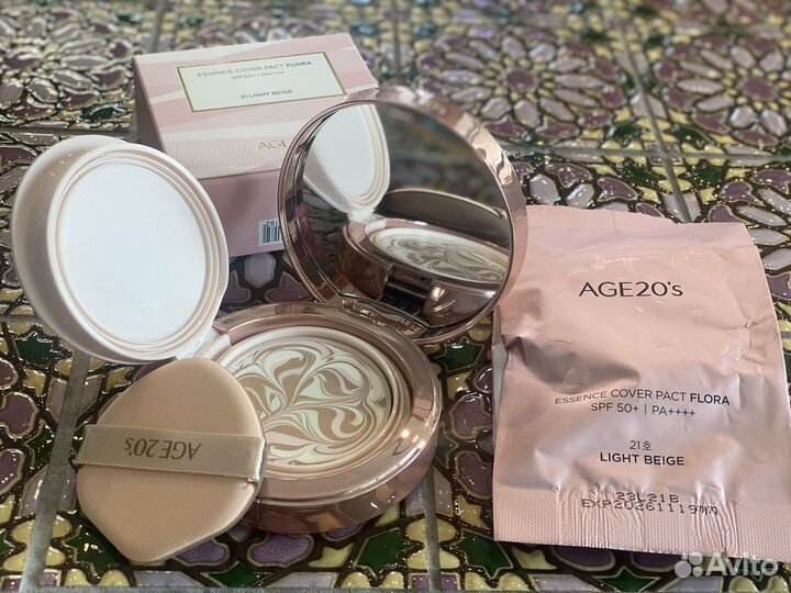AGE 20's Крем-пудра увлажняющая + запаска