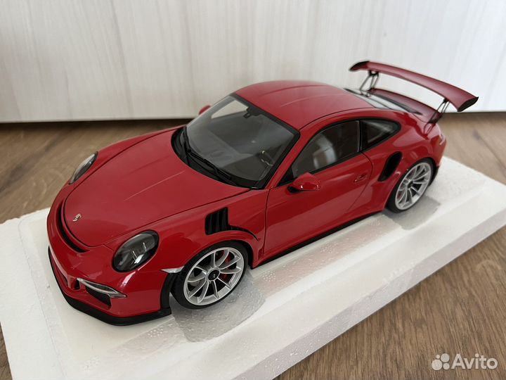 1/18 Autoart 78165 Porsche 911 (991) GT3 RS 2016