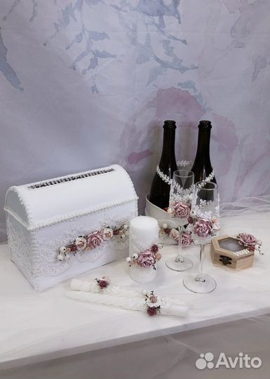 Свадебные бокалы, казна, украшения на бутылки