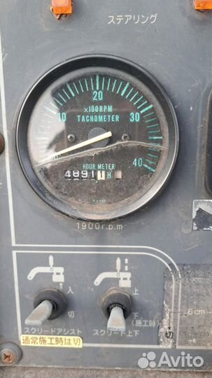 Асфальтобетоноукладчик Hanta F2045C2, 2010