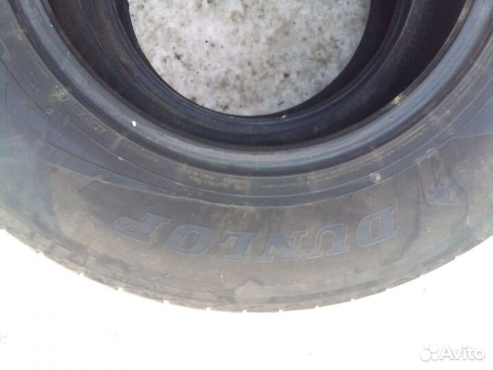 Dunlop Sport Maxx RT R17 123H