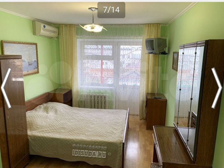 Комната 18 м² в 4-к., 3/3 эт.