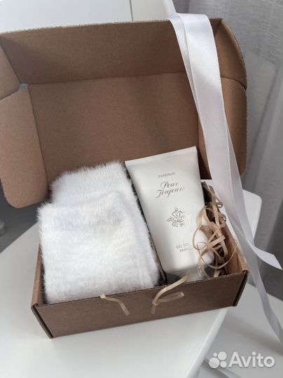 Подарок девушке женщине