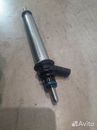 Форсунка Mercedes Gla180 X156 270.910 2015