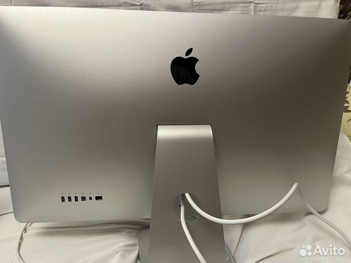 Apple thunderbolt display 27