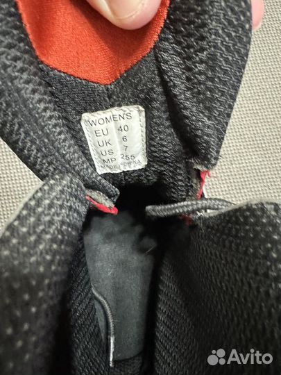 Роликовые коньки