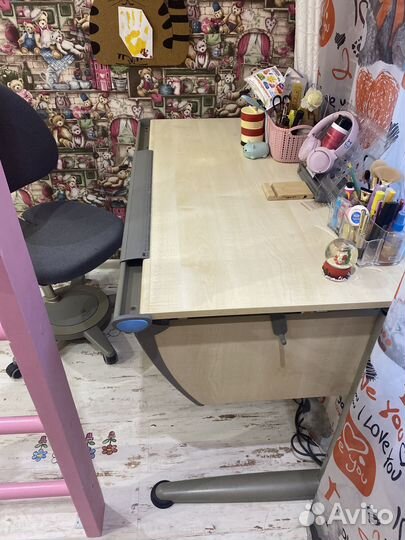 Растущая парта и стул бу