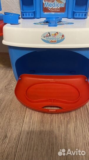 Больница,кассовый аппарат, машина для кукол