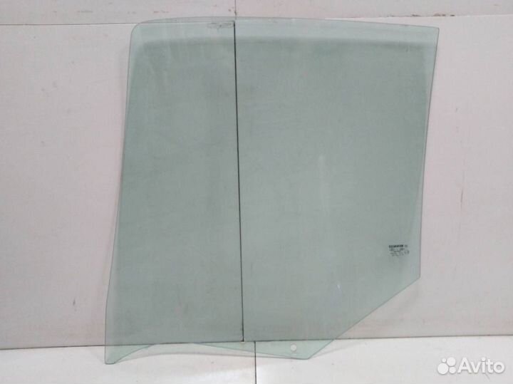 Стекло двери задней правой Renault Symbol 1 2001-2