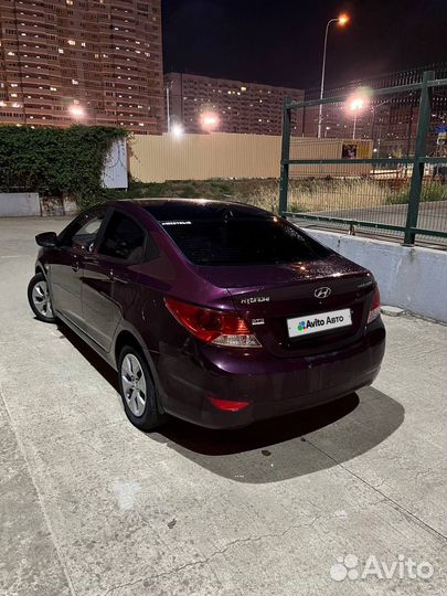 Hyundai Solaris 1.6 МТ, 2012, 10 000 км