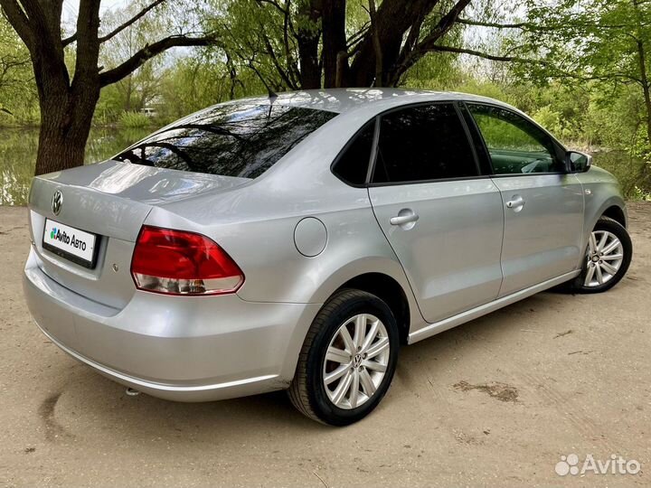 Volkswagen Polo 1.6 AT, 2012, 173 207 км