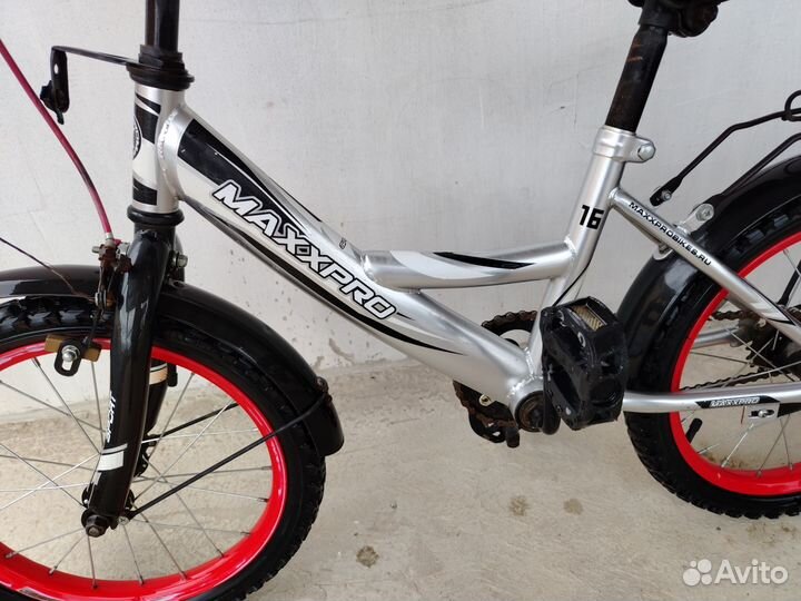 Велосипед maxxpro d16